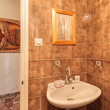 Apartment Les Cypres Garavan For 7