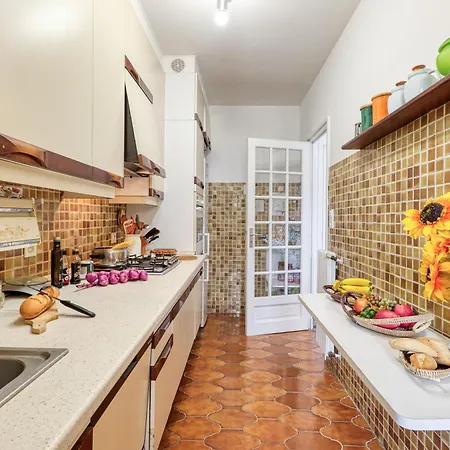 Les Cypres Garavan For 7 Apartment Menton