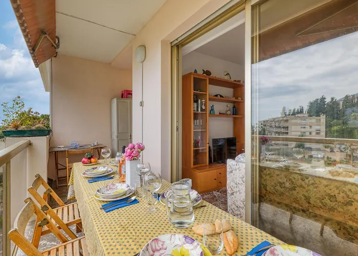 Les Cypres Garavan Apartamento *