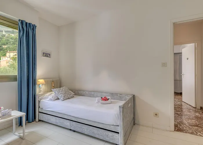 Les Cypres Garavan Apartamento *