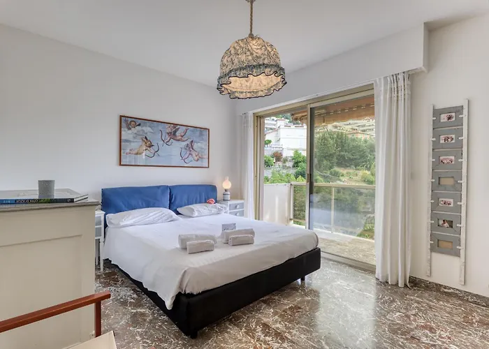 Les Cypres Garavan Apartmán